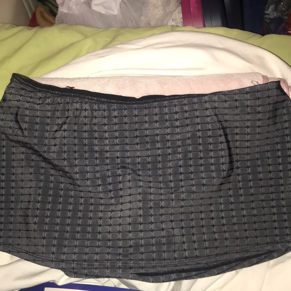 Nike swim skirt bottoms size small